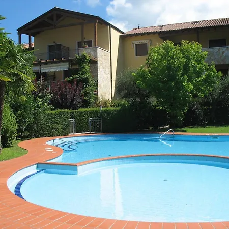 La Terrazza Dei Carpini * Costermano